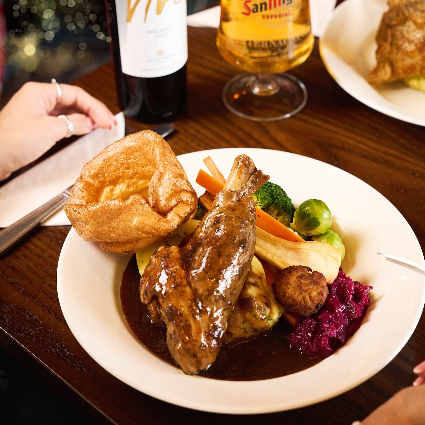 Christmas Day 2025 Lunch, Dinner & Dining at The Kings Arms in Stourport on Severn